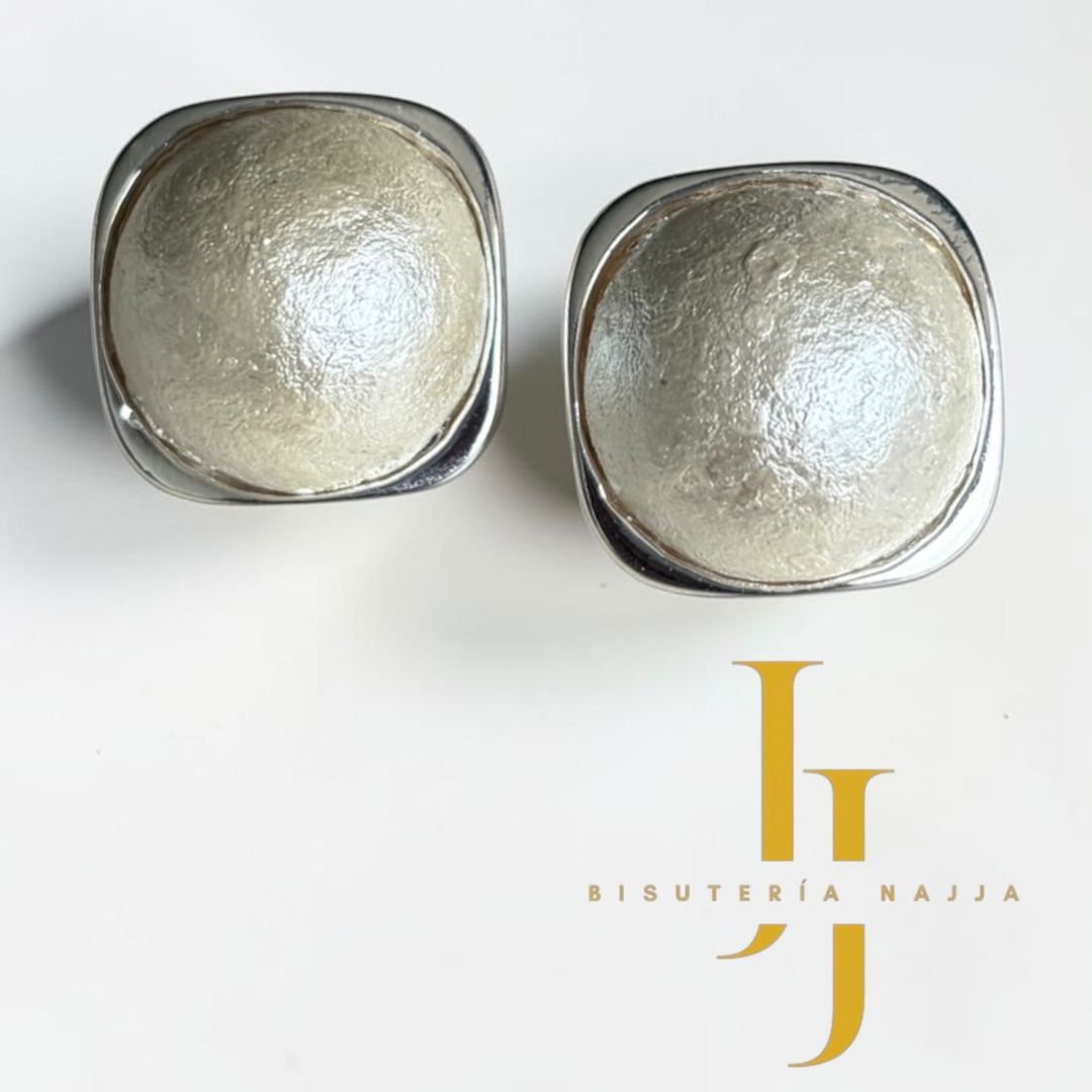 Arete Cuadrado Perla