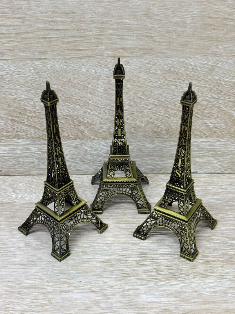 958 TORRE EIFFEL