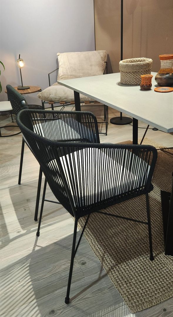 SILLA CÚBICA CON COJÍN