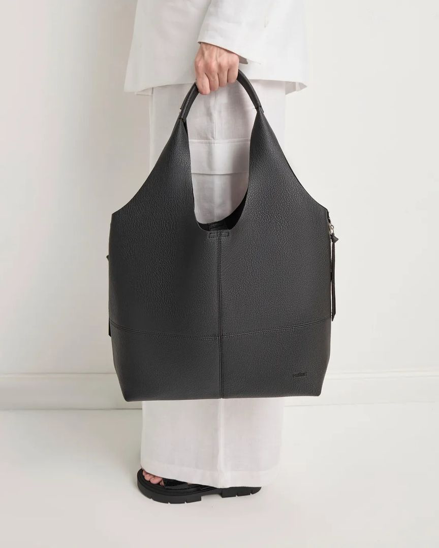 SHOPPER AMALFI EFECTO CUERO NEGRO