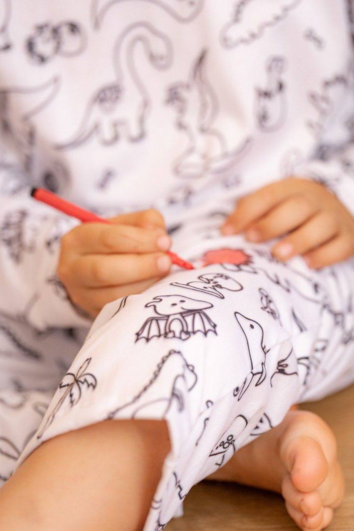 PIJAMA PINTABLE DINO