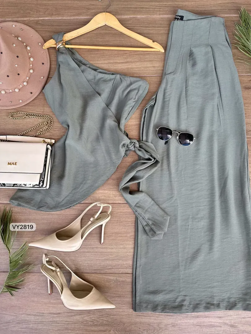Conjunto chaleco + pantalón