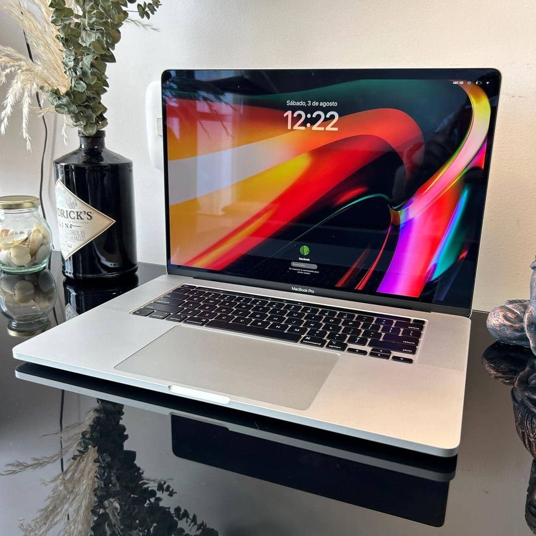 MacBook Pro A2141 16”