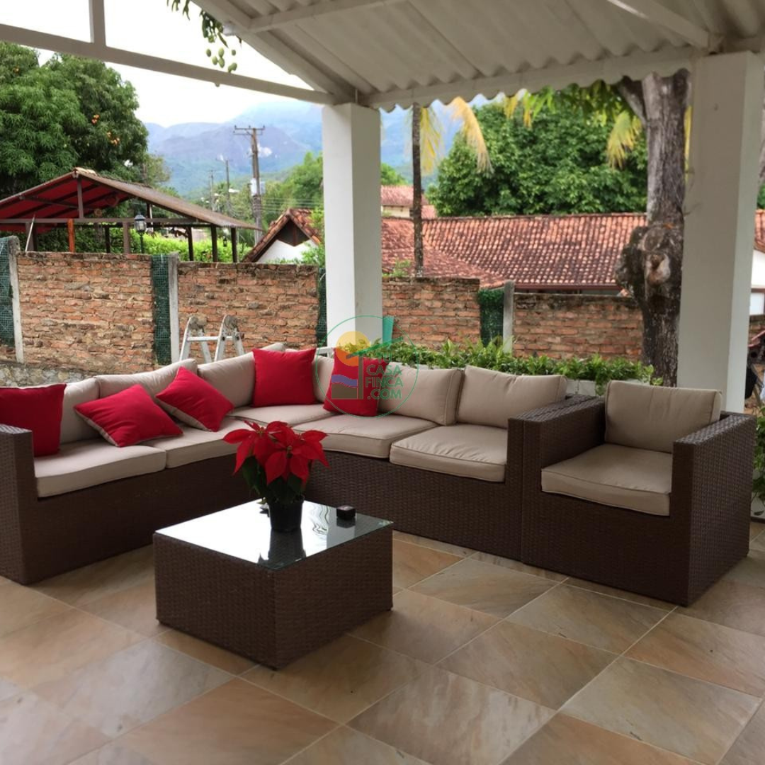 MELGAR | 10 PERSONAS