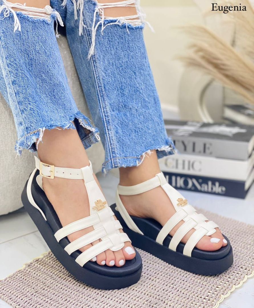 Vestidora Eugenia