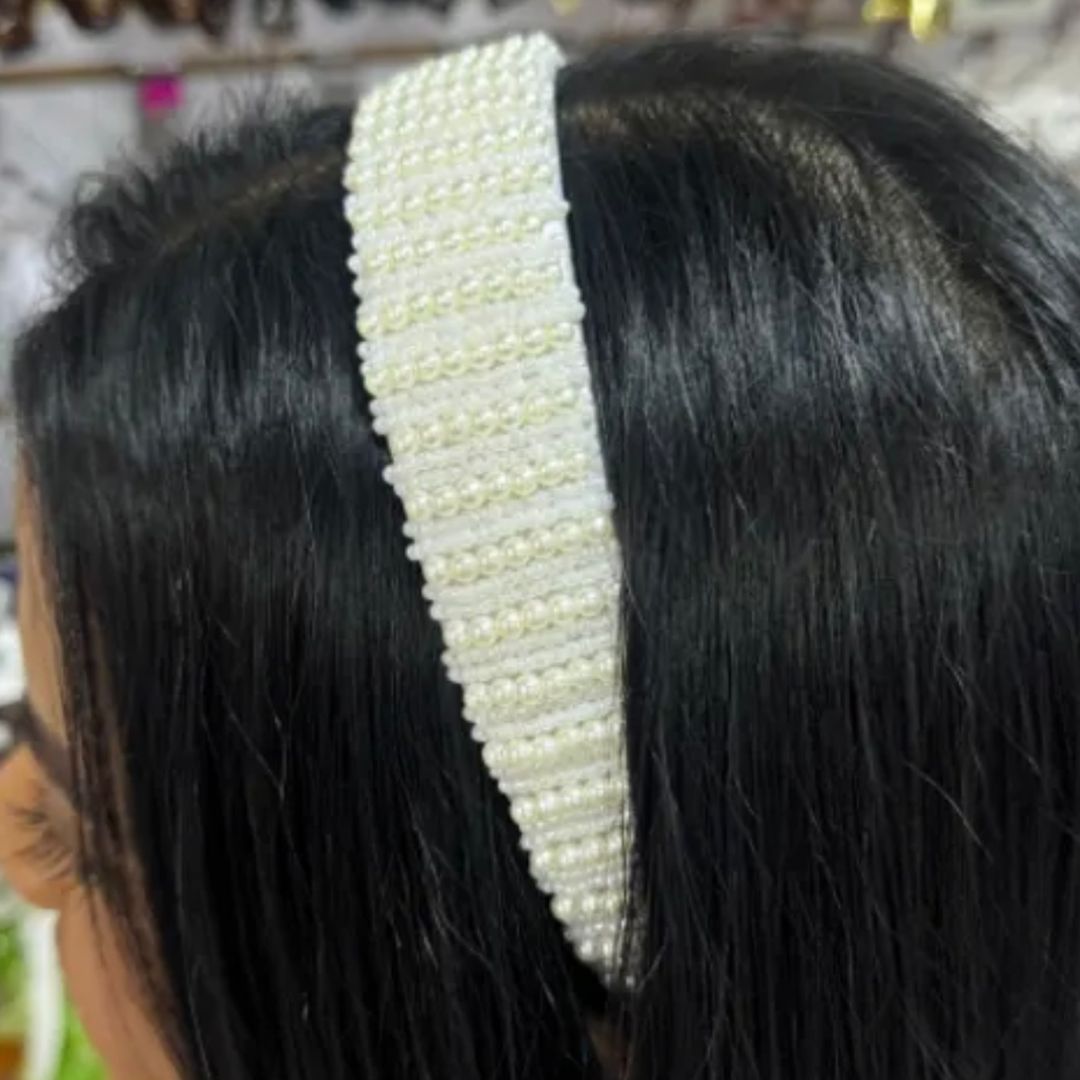 DIADEMA PERLAS BLANCAS GRANDE 0094