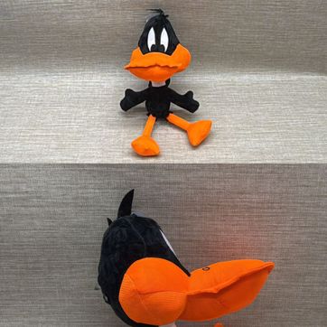 Imagen del producto PATO LUCAS 22 CM