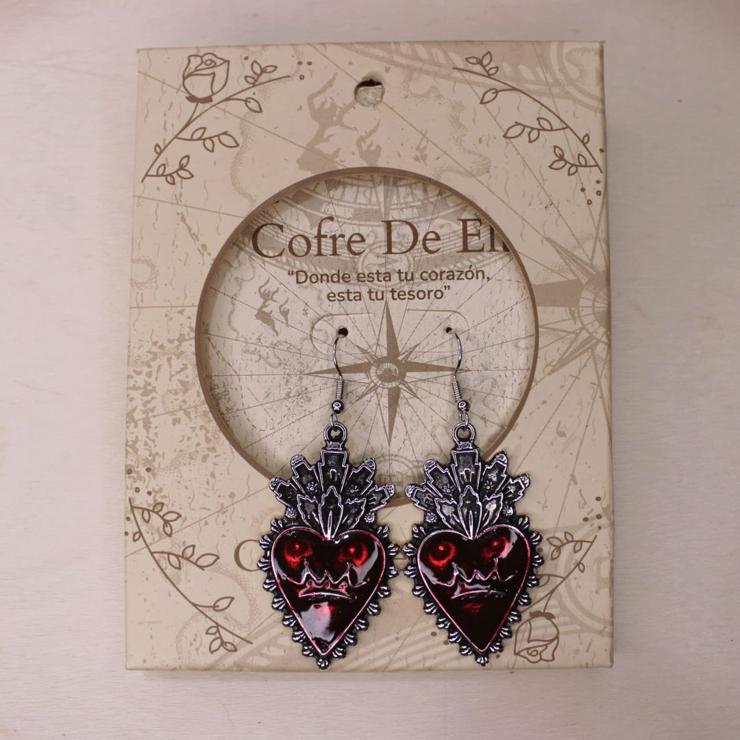 ARETES CORAZON CORONA
