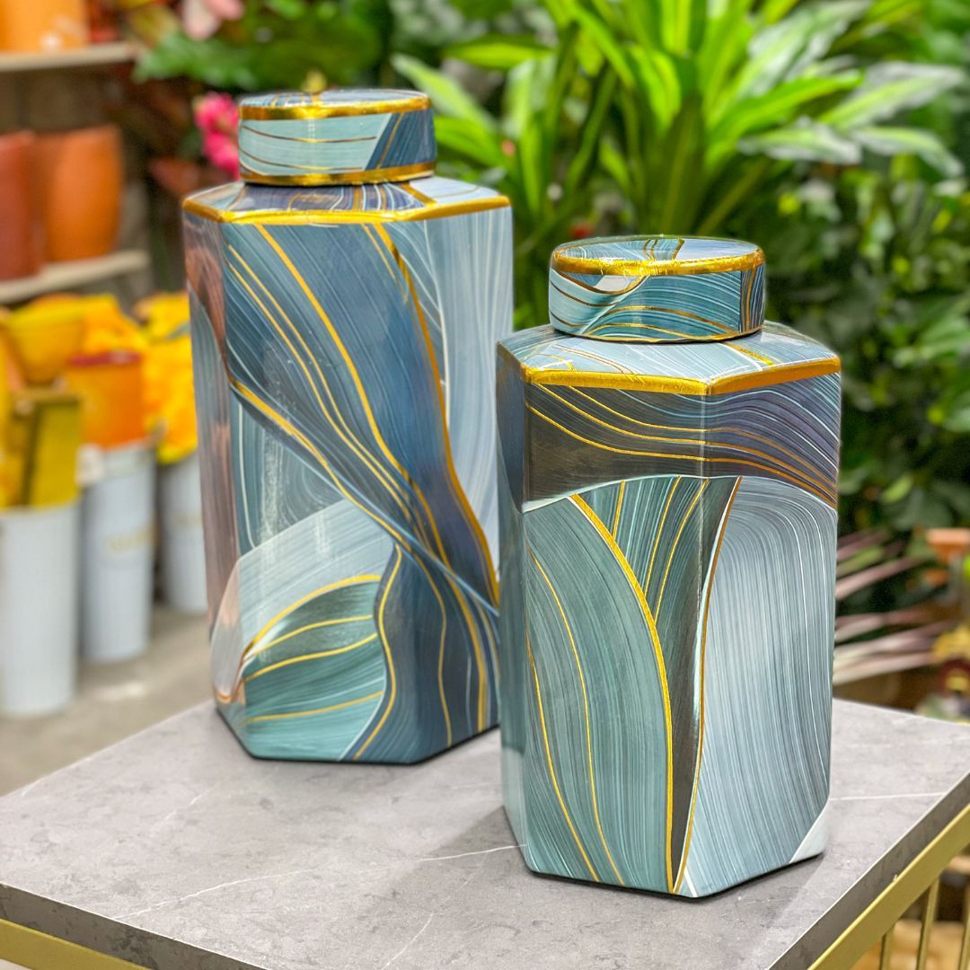 Anfora porcelana azul con dorado