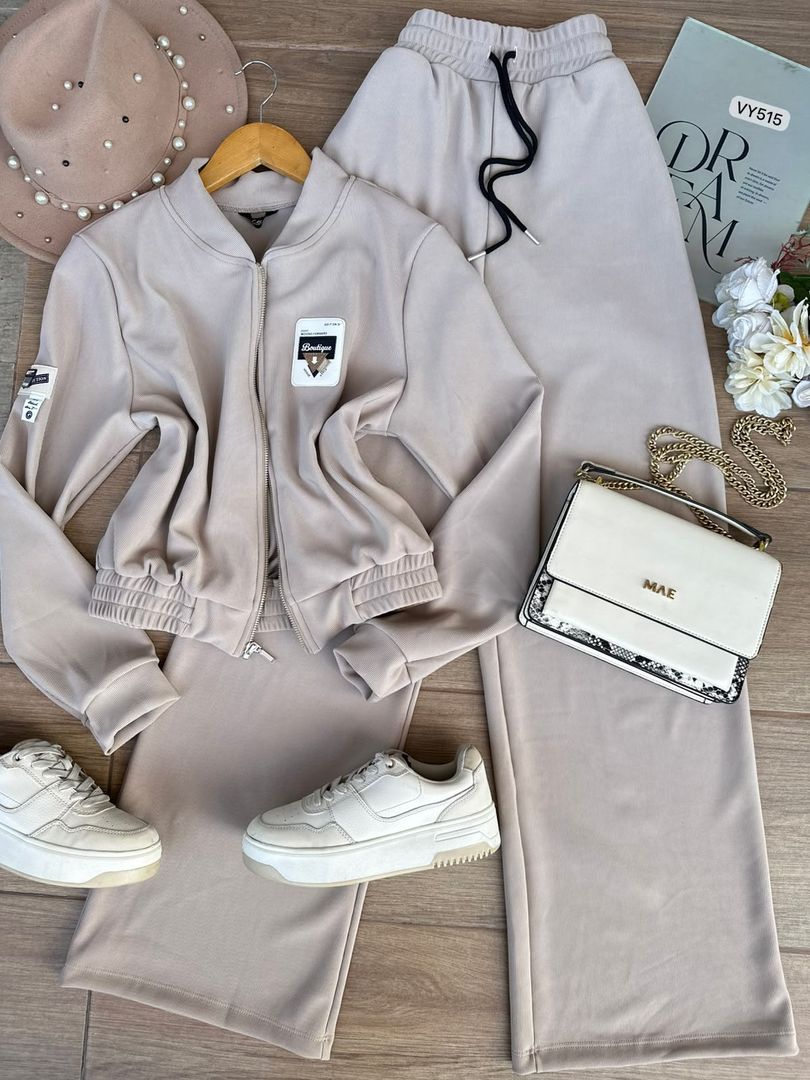 SET CHAQUETA CON SELLOS Y PANTALON RIB VY515