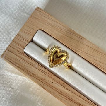 Imagen del producto Anillo corazón dorado 