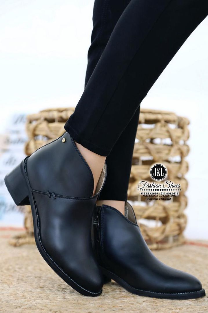 BOTINES