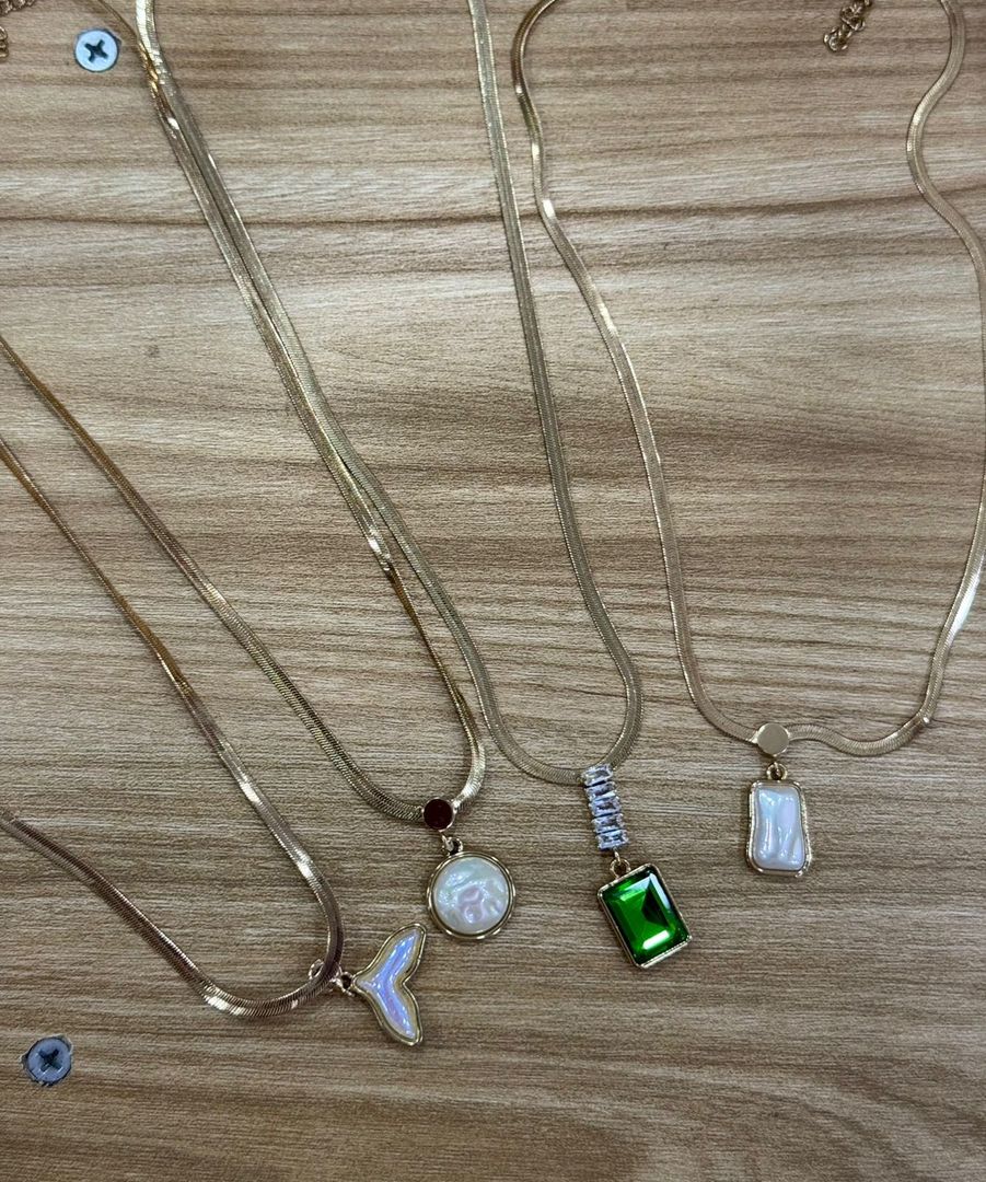 000 COLLAR EN ACERO