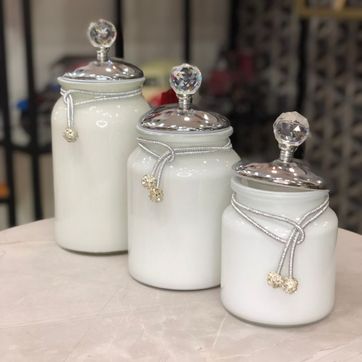 Imagen del producto Anfora luxury blanca con plateado