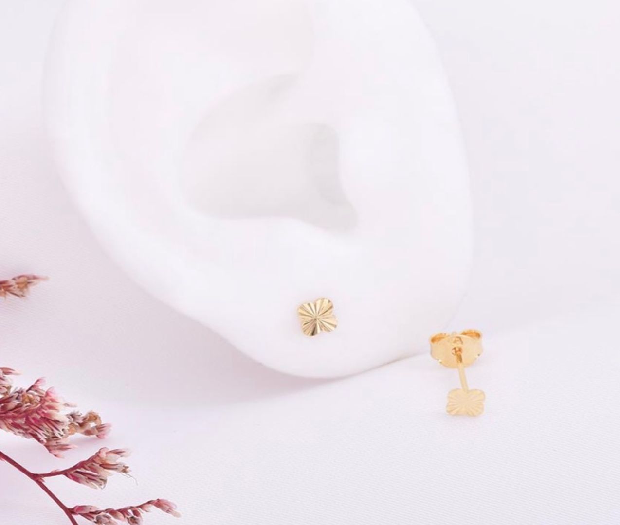 Topo vancleef dorado 