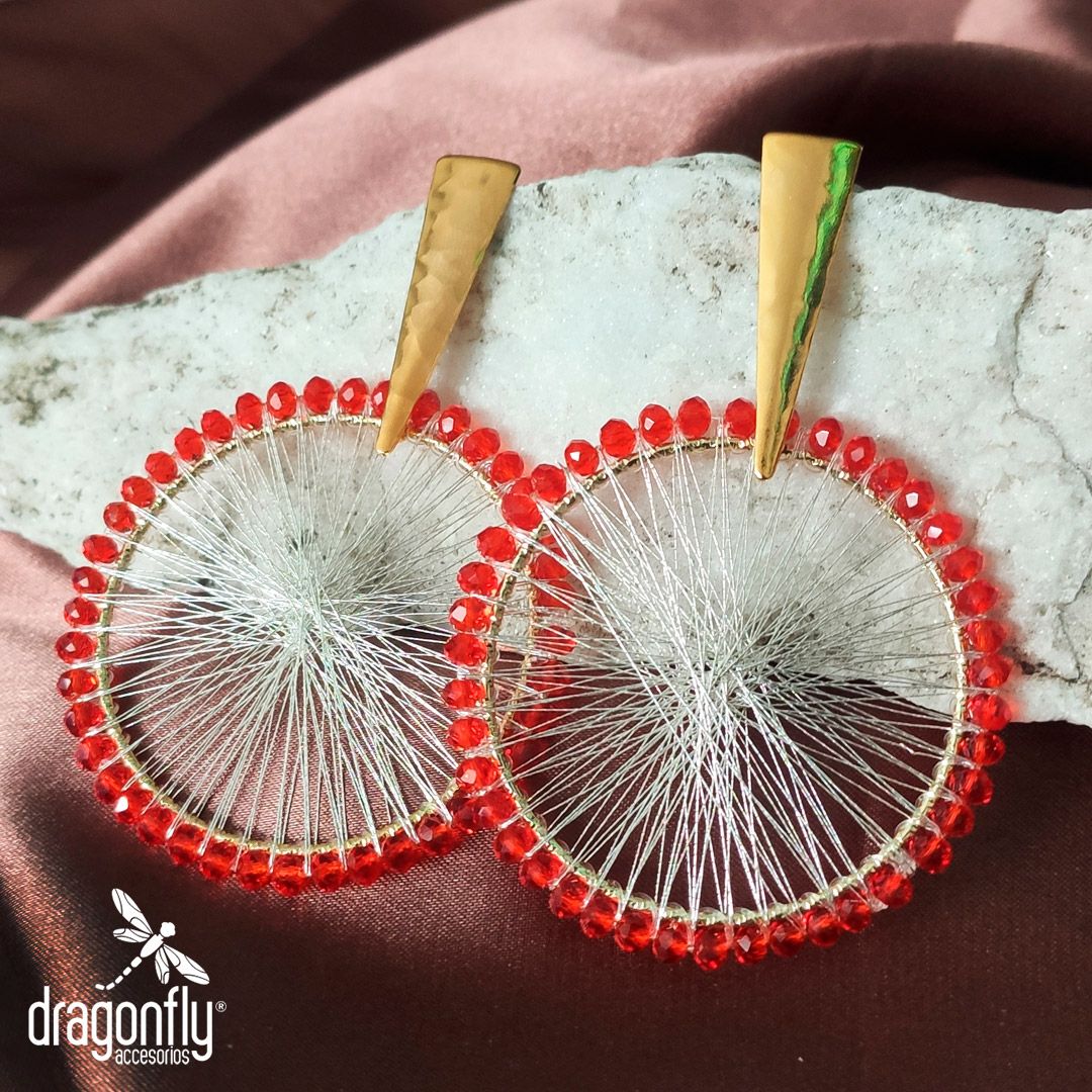 arete bronce mandala hilo metalizado plateado y muranos  rojos