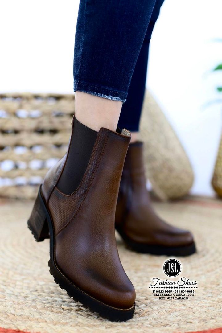 BOTINES