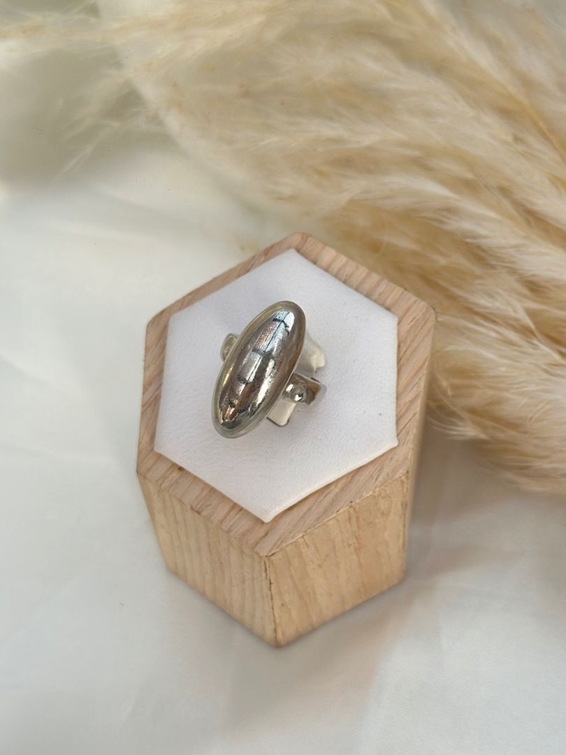 Anillo óvalo plateado 