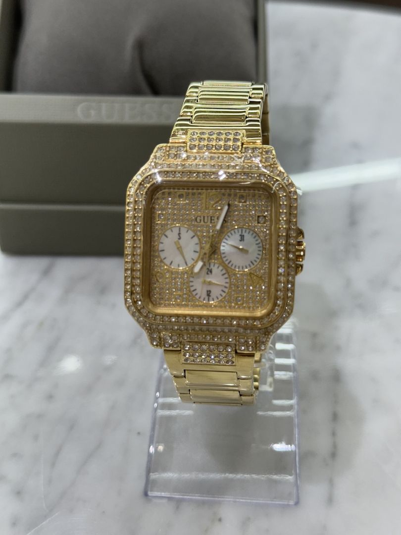 RELOJ GUESS ORIGINAL COLOR DORADO RECUBIERTO EN PIEDRERIA 