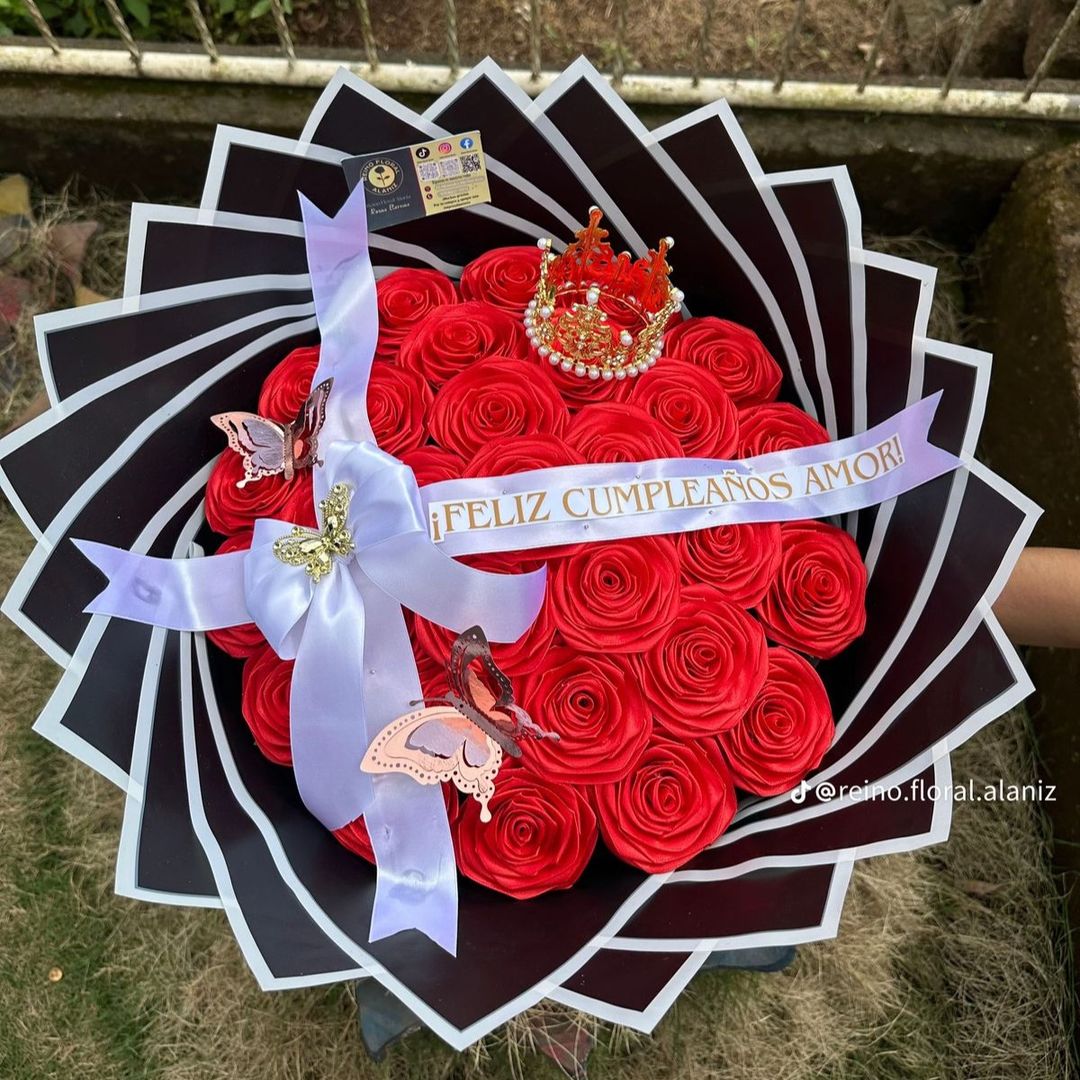 Ref.18 Rosas y corona