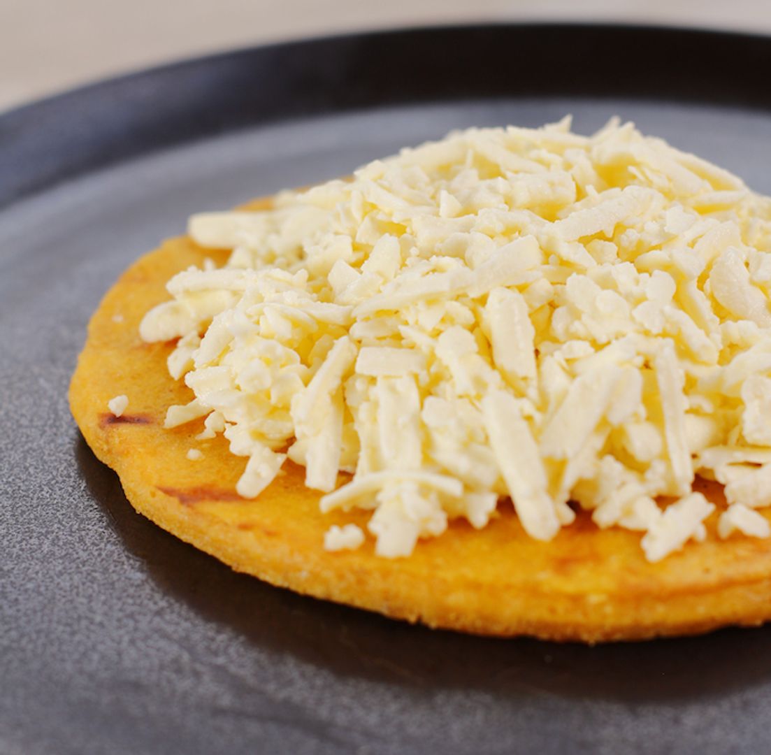 Chocolo con Queso Rallado 