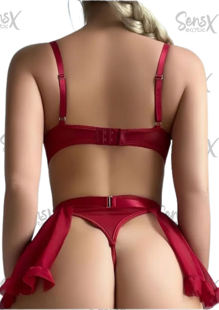 Body de encaje con liguero 