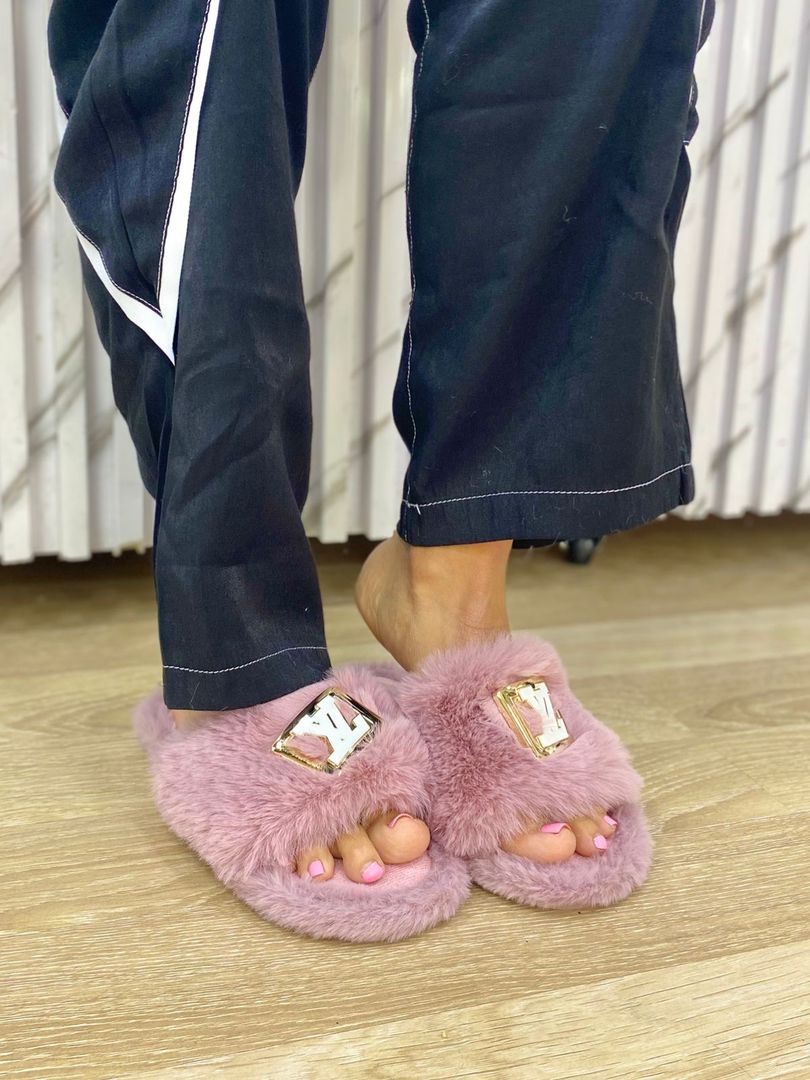 PANTUFLAS  LOUS VUITTON 