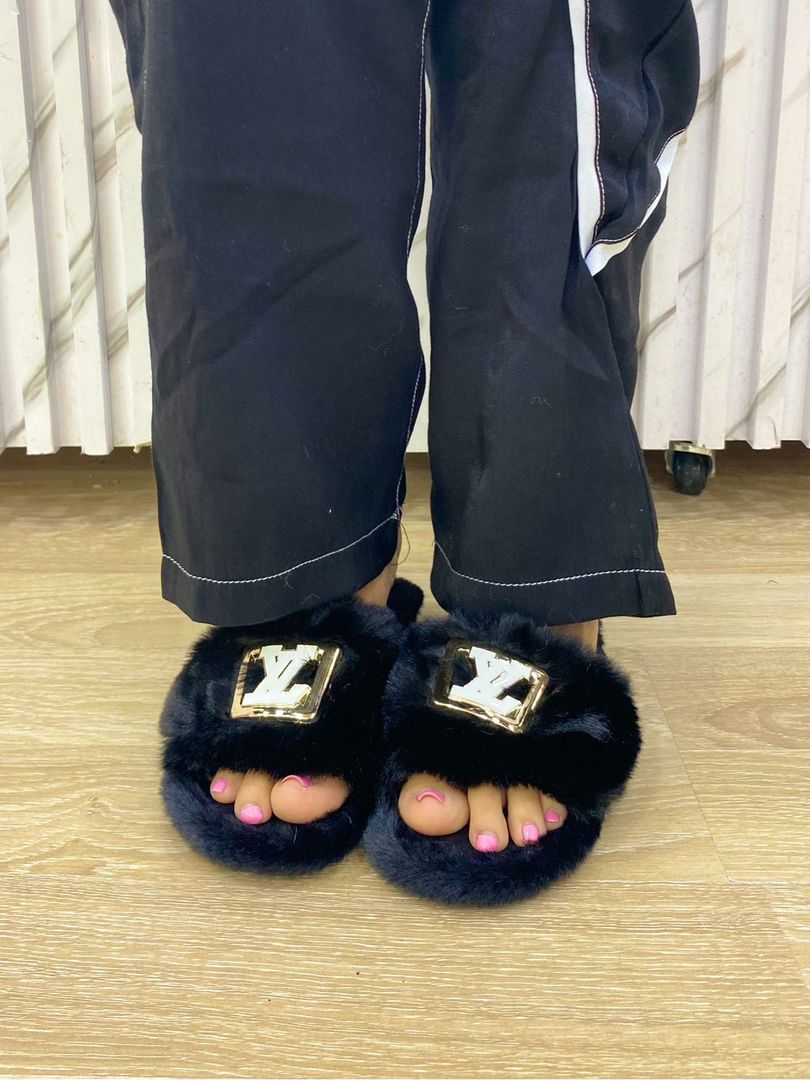 PANTUFLAS  LOUS VUITTON 