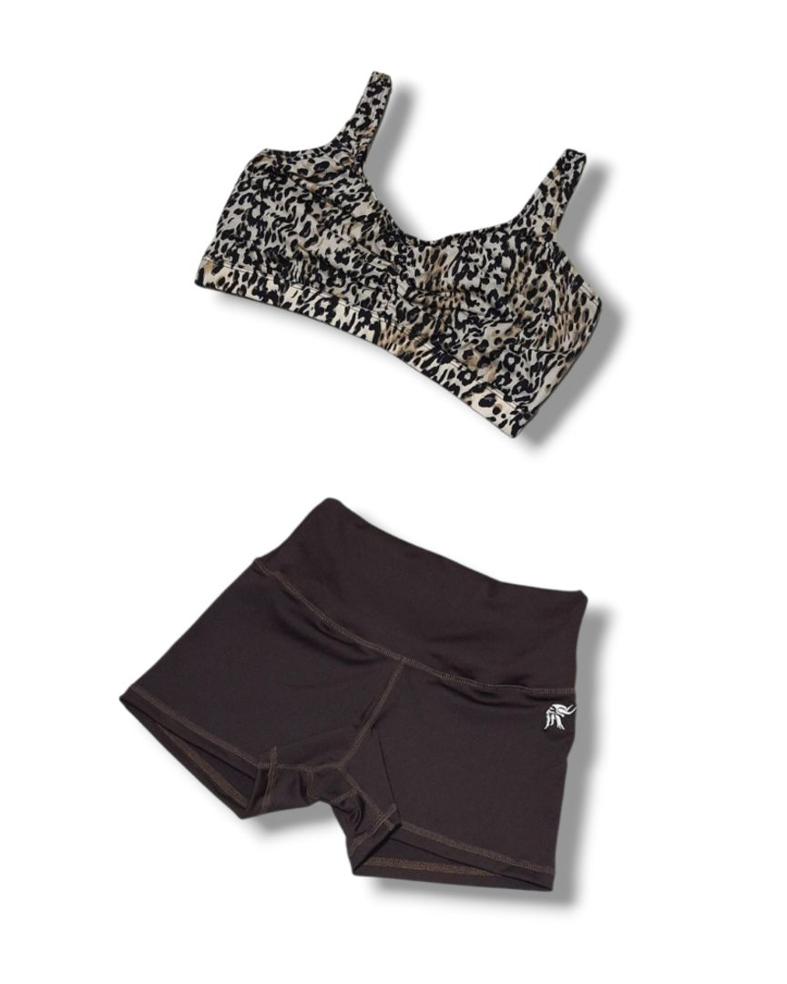 Conjunto top + short tiro alto