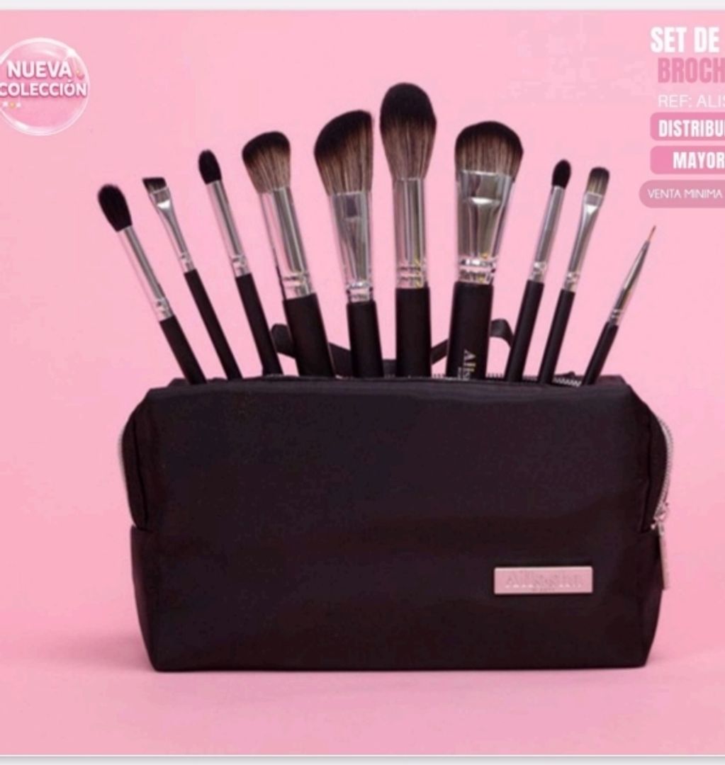 430- KIT DE BROCHAS BLACK ALISSHA 