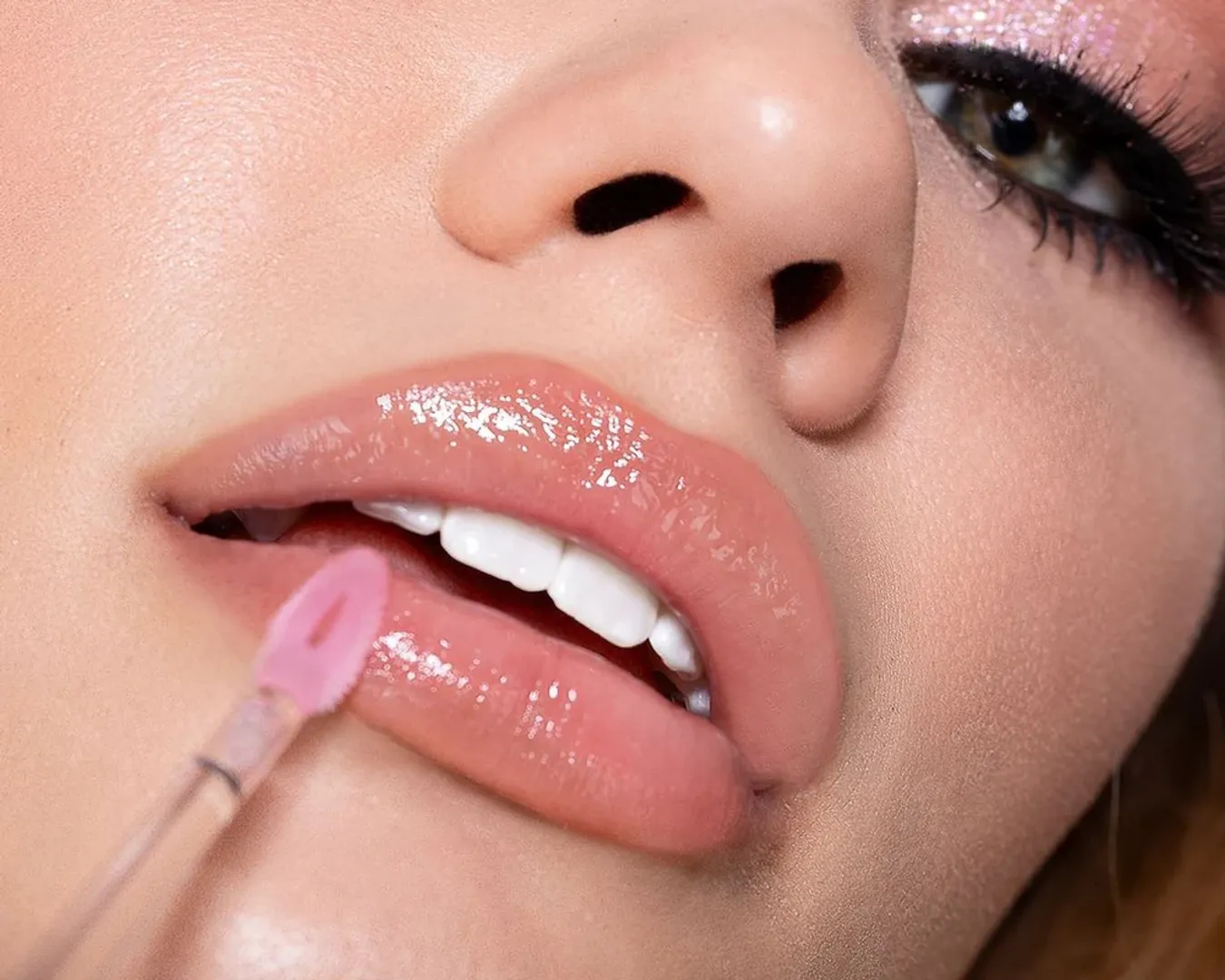 LIP OIL SHIMMER COCONUT L.A GIRL