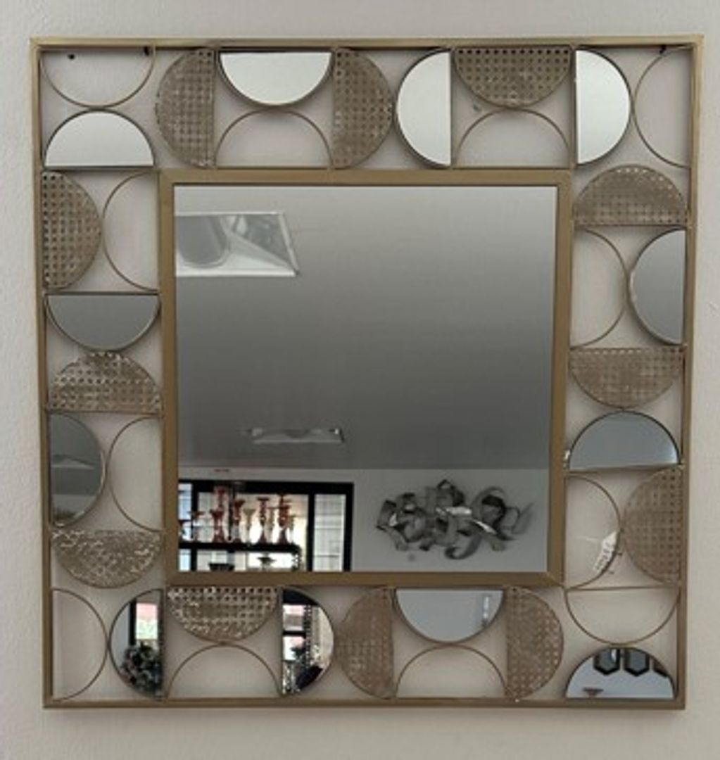 Espejo en latón de pared