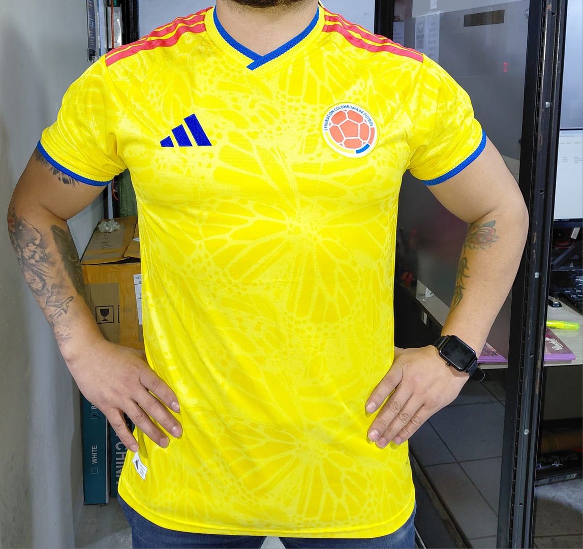 CAMISETA OFICIAL COLOMBIA JUGADOR 1.1