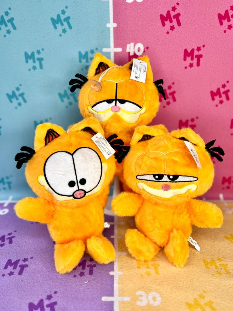 Garfield paticas 28cm IGV