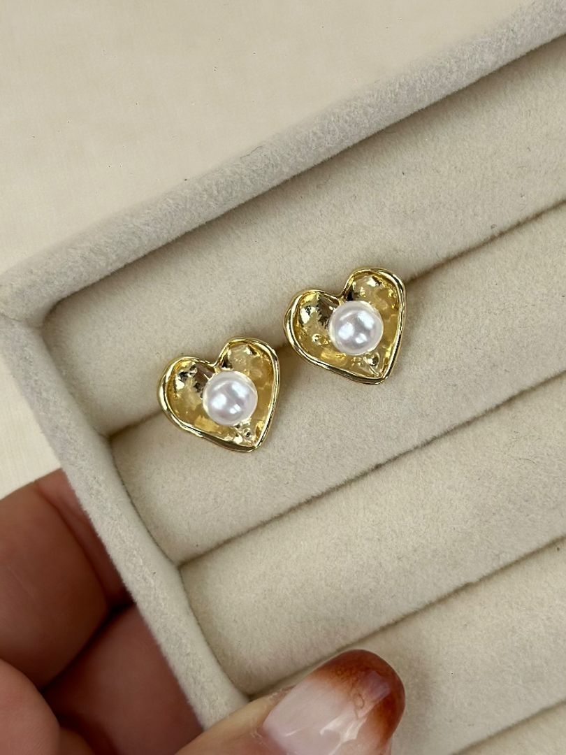 Arete corazón perla 