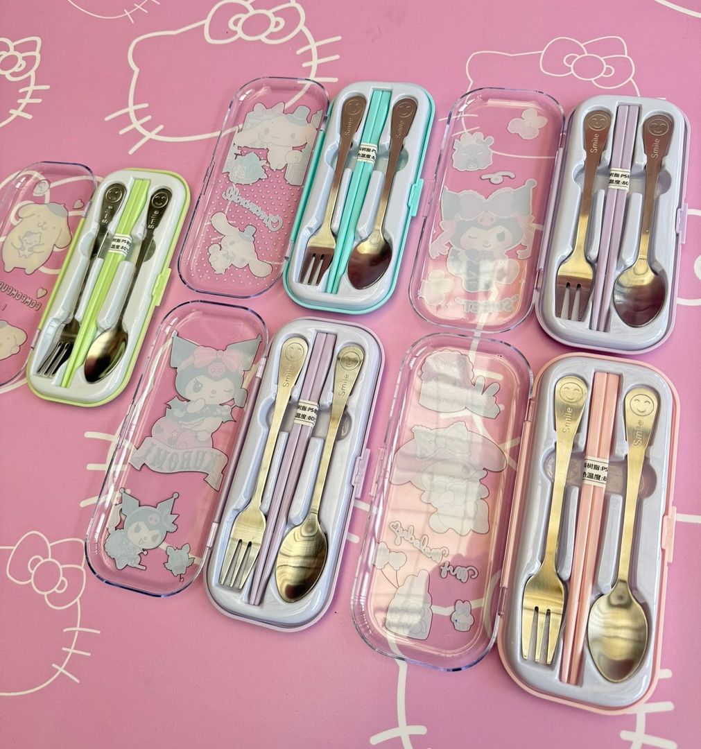 Kit de cubiertos Sanrio 
