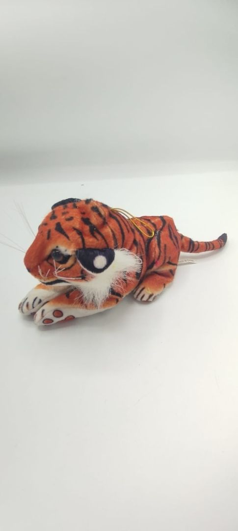 Tigre peluche pequeño 
