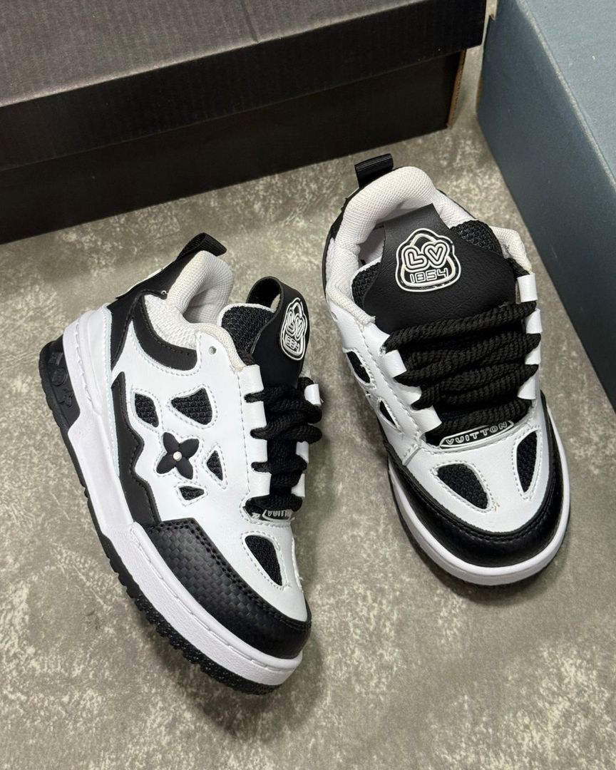 LOUIS VUITTON BLANCO NEGRO 