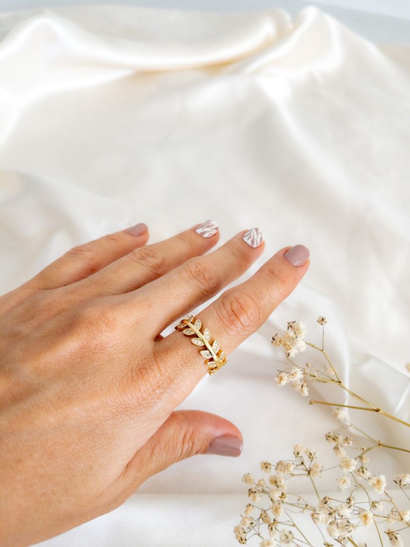 ANILLO DE HOJA