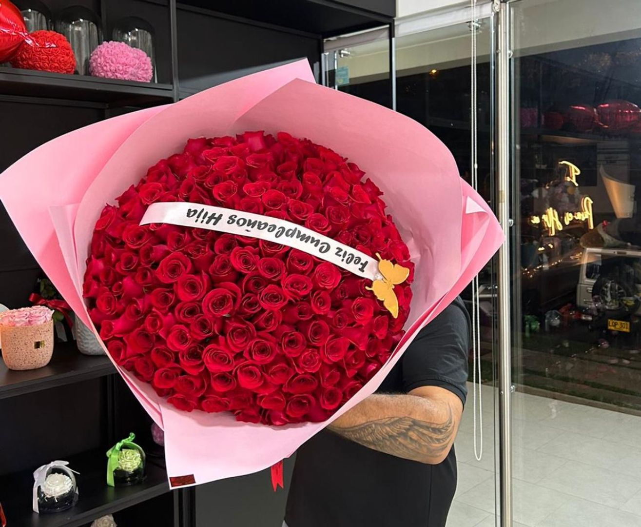 BOUQUET POR 200 ROSAS TRADICIONALES 