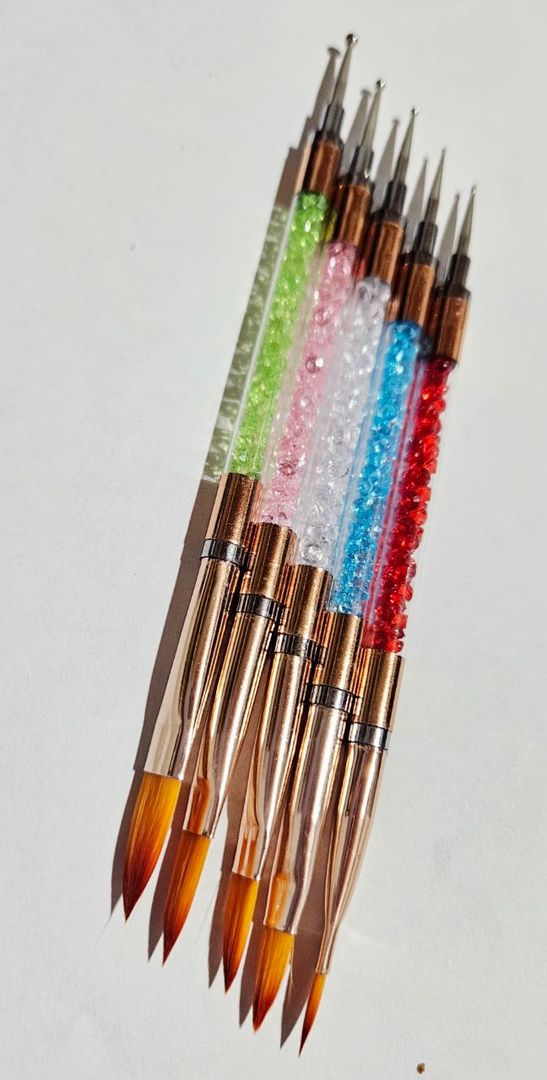 Kit pinceles +punzón 