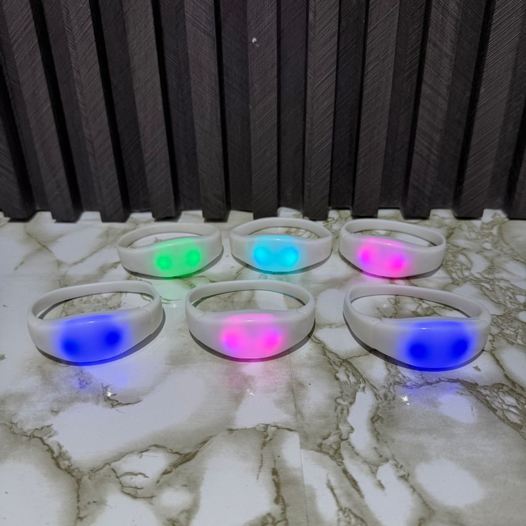 MANILLA DE LUZ AUDIORITMICA