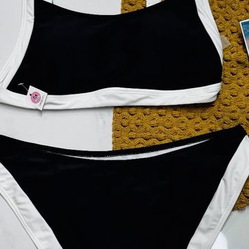 TRAJE DE BAÑO - imagen 1