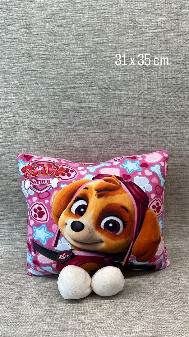 COJIN DE SKYE  CON PATICAS 