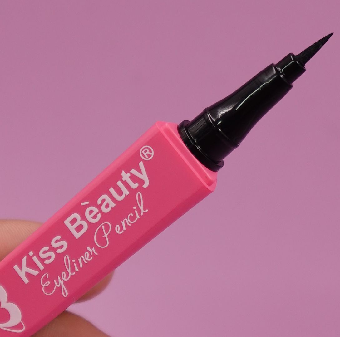 DELINEADOR MUÑEQUITO KISS BEAUTY 