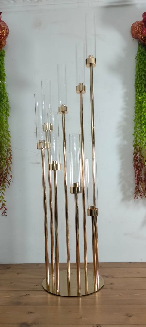 PILARES DORADOS CON 8 BRISEROS DE VIDRIO