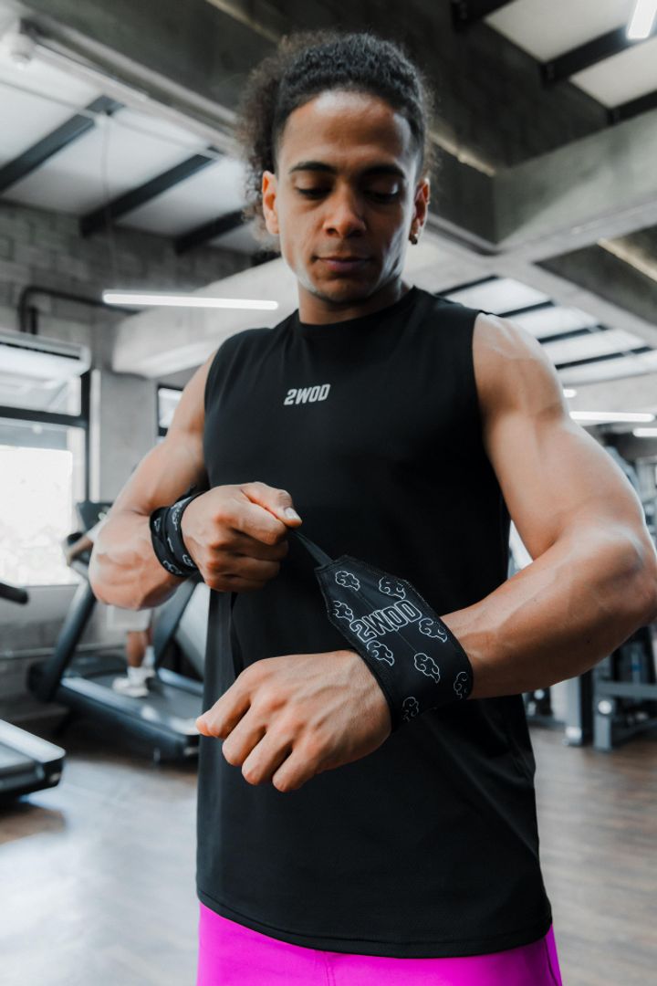 MUÑEQUERAS FIJAS  NEGRAS NUBES 