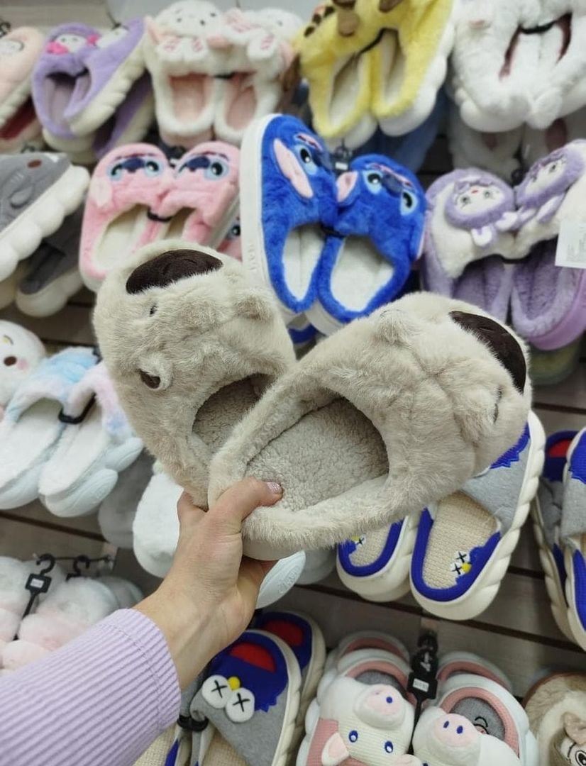 PANTUFLAS ADULTO CAPIBARA ARENA