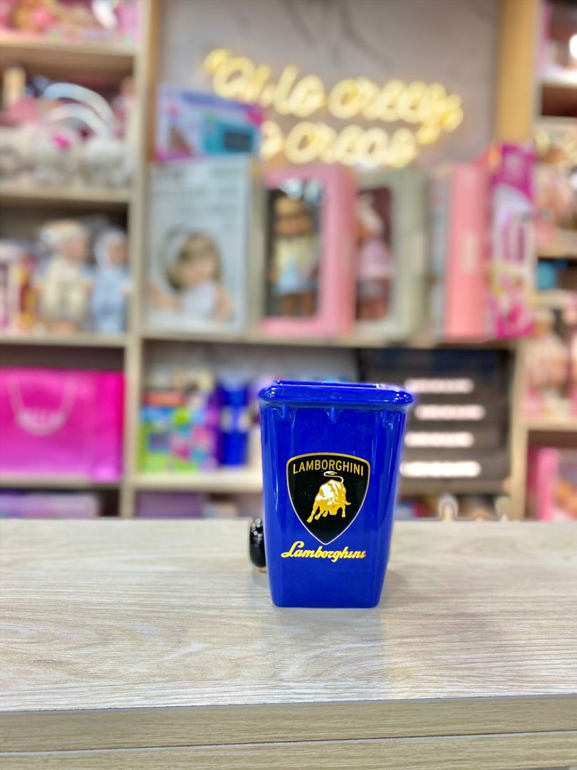 TAZA LAMBORGHINI CON RUEDAS 