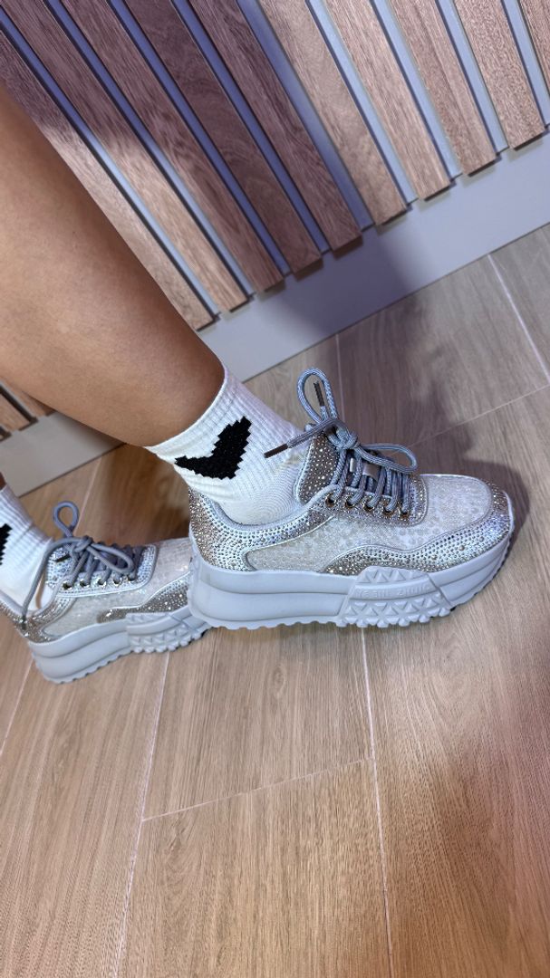 Tenis bajos Vel importado 